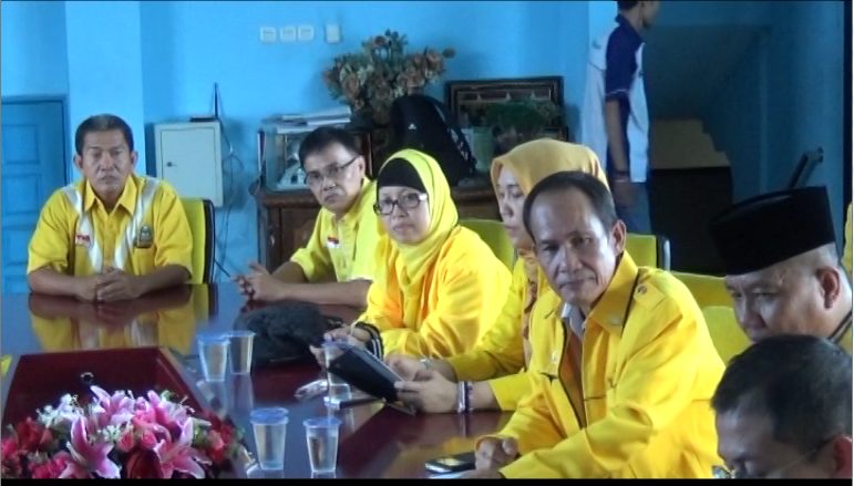 Alzier di Desak Mundur dari Jabatan Ketua DPD I Golkar Lampung