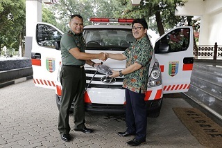 Pemprov Lampung Hibahkan Ambulans VIP ke RS DKT Bandar Lampung